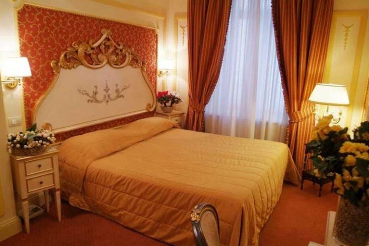 Отель Champagne Garden Рим Экстерьер фото